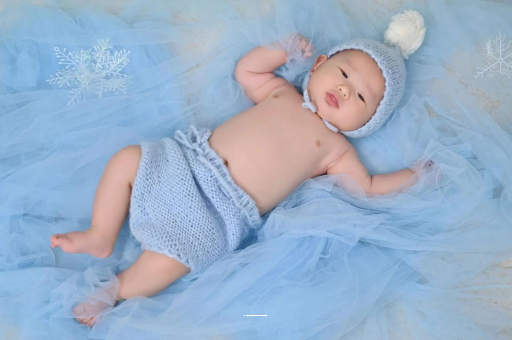 淇县宝宝睡觉摇头