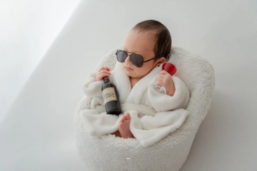 淇县宝宝被蜜蜂蛰了 淇县宝宝被蜜蜂蛰了